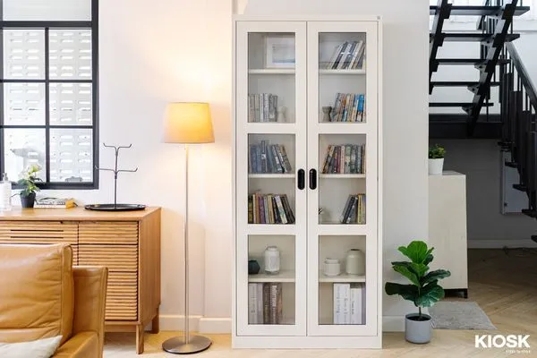 High cabinet - Open glass door